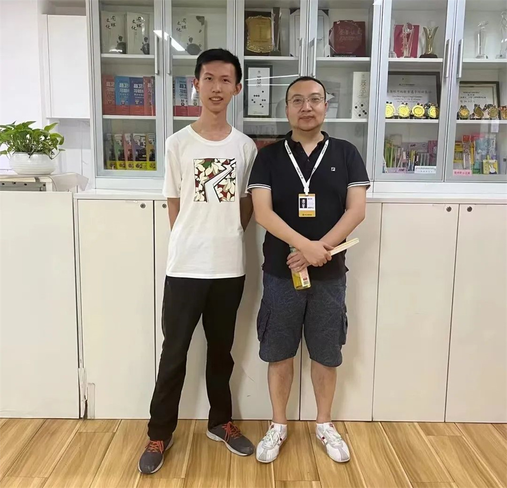 1659079698592007.jpg 2.jpg